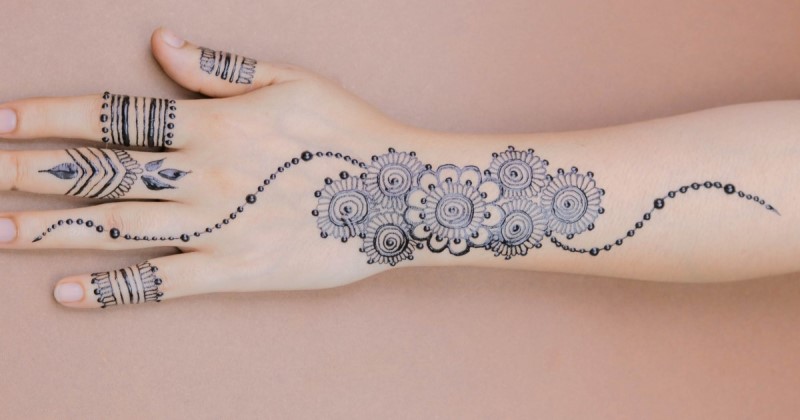 simple henna design for beginners