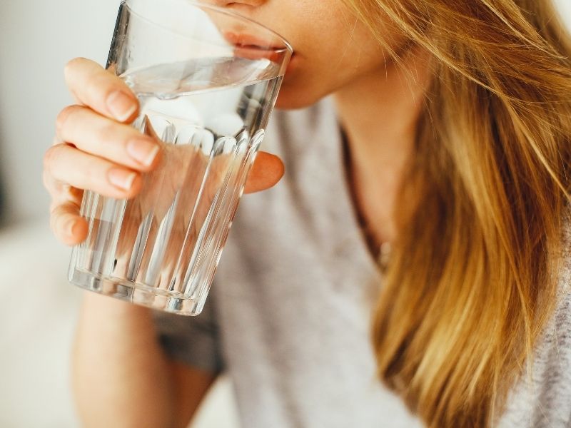 drinking water, how to cure hangover