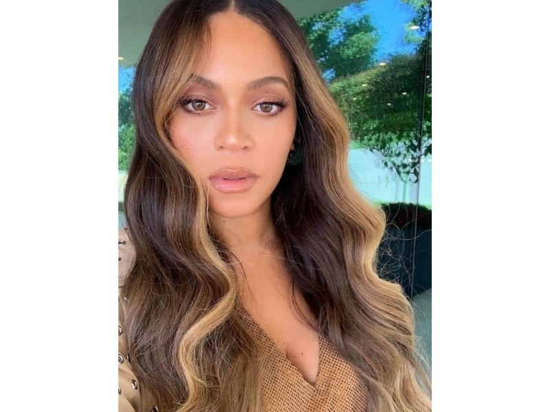 beyonce blonde highlights