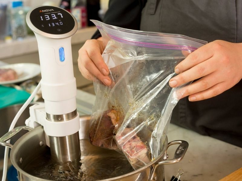 sous vide machine