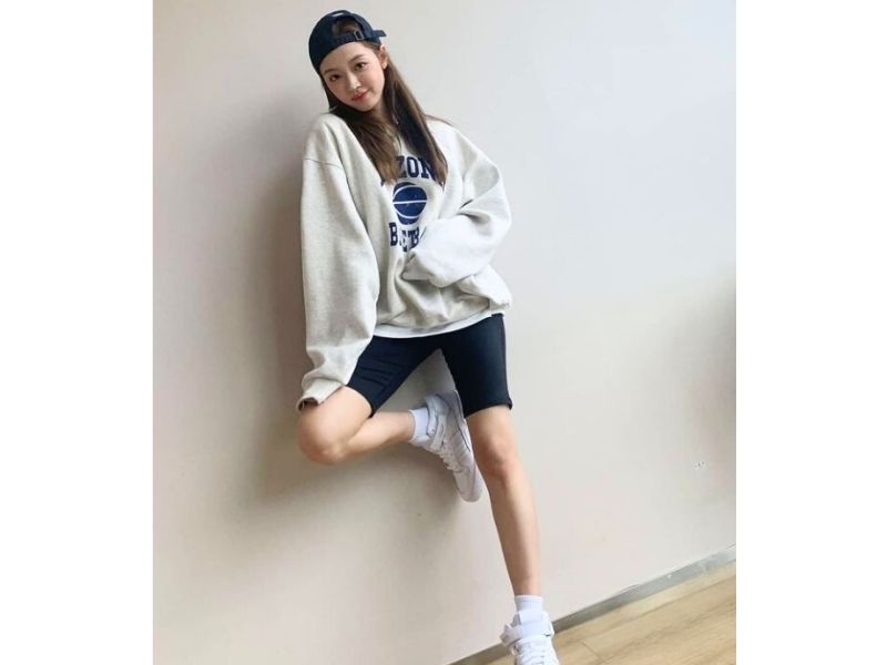 oh my girl yooa sporty sweatshirt