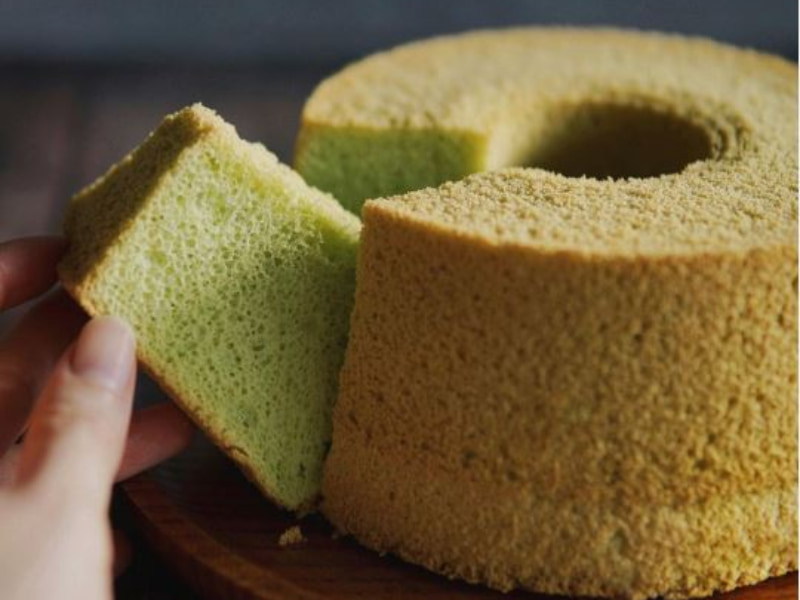 Soft and Fluffy Gluten-Free Pandan Chiffon Cake