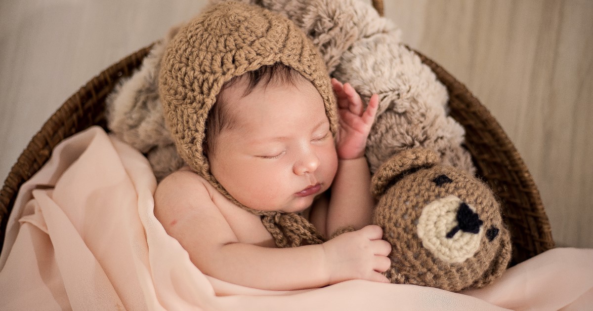 Adorable Newborns Nailing Their First Photo Shoots