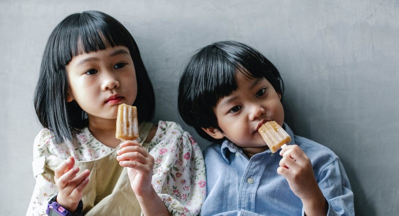 kids holding ice cream, picky eater children