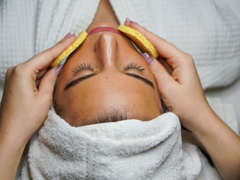 A basic cleansing facial is a fantastic way to start if you’re a novice beauty-lover.