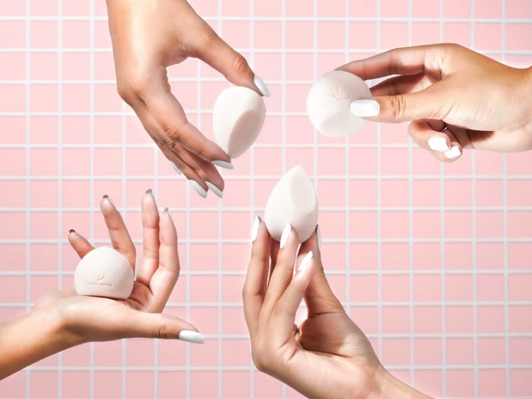 9 Best Beauty Blenders and Makeup Sponges For Creating An Airbrushed Look