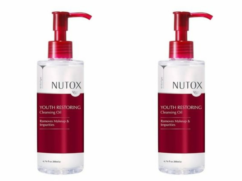 Nutox cleansing oil also minimises signs of ageing without the aggravation that some make-up removers might cause.