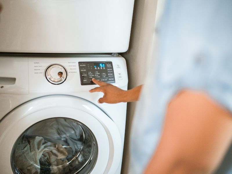 operating a washing machine how to save electricity