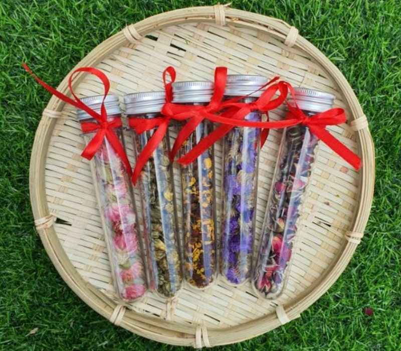 Dried flowers affordable door gift for wedding Malaysia