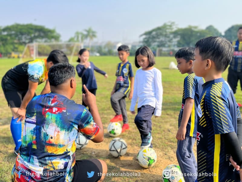 The Sekolah Bola