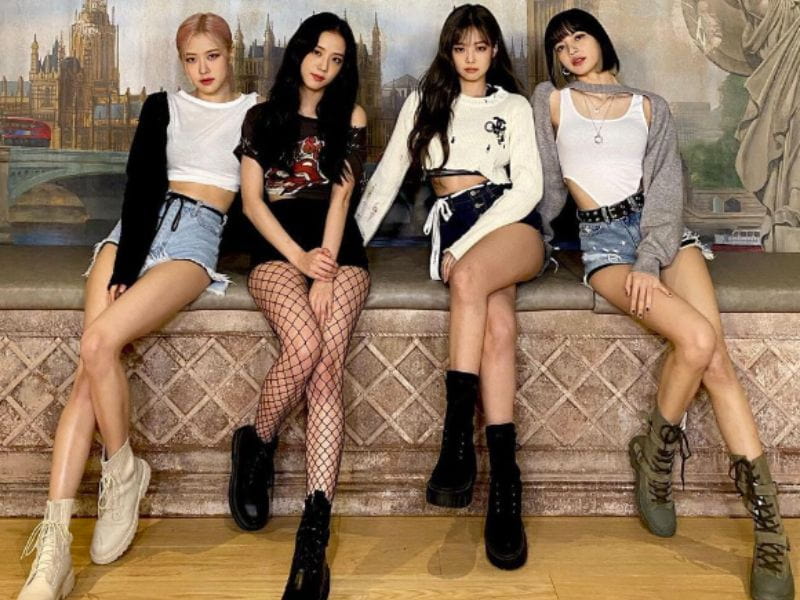 Blackpink best sale best outfits