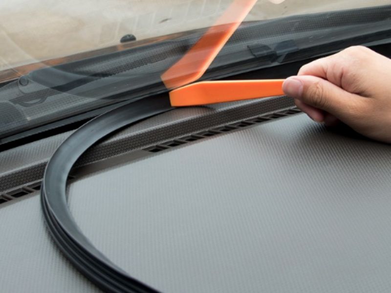 Sound insulation rubber strip