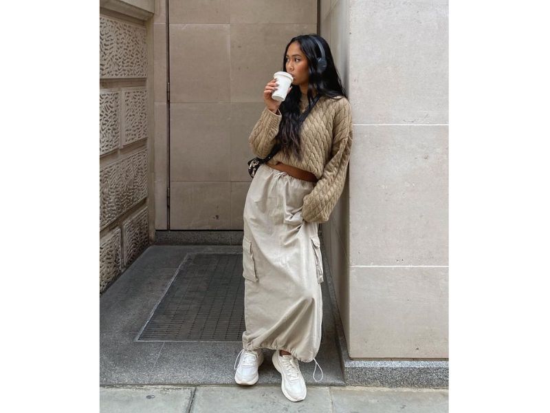 Long Skirt Outfits 13 Chic Ways To Style The Maxi Skirt