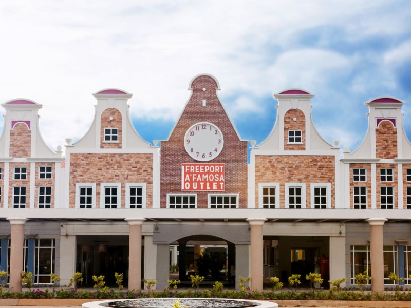 Entree Kibbles: Johor Premium Outlets - Discounted Branded Goods @ Malaysia