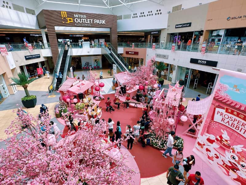 5 Premium Outlets In Malaysia To Buy Discounted Items