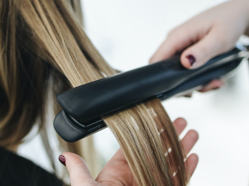 What to look for in a hair straightener