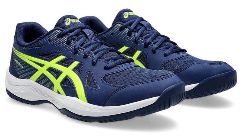 ASICS Upcourt 6 kasut badminton terbaik